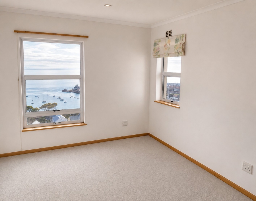 To Let 3 Bedroom Property for Rent in Simons Kloof Western Cape